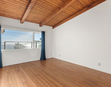 7203 Rindge Avenue - Photo Thumbnail 16