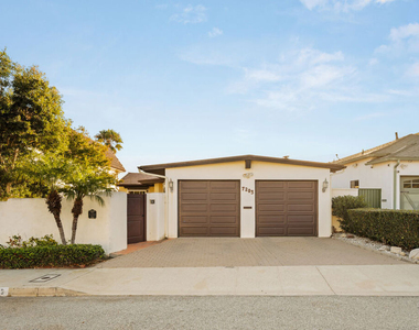 7203 Rindge Avenue - Photo Thumbnail 1