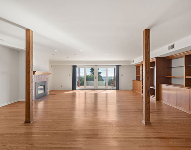 7203 Rindge Avenue - Photo Thumbnail 11