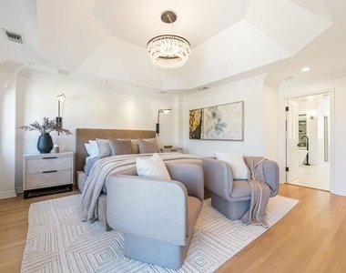 628 N Sierra Drive - Photo Thumbnail 17