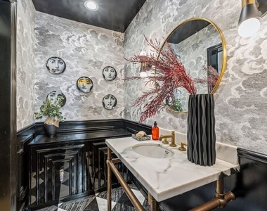 628 N Sierra Drive - Photo Thumbnail 11