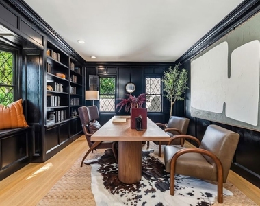 628 N Sierra Drive - Photo Thumbnail 38