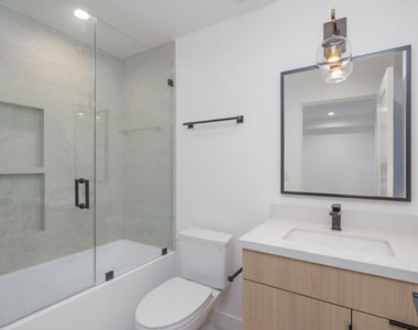 1332 Mohawk Street - Photo Thumbnail 12