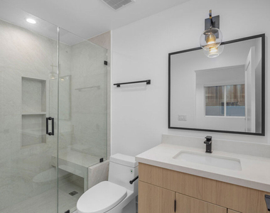 1332 Mohawk Street - Photo Thumbnail 8