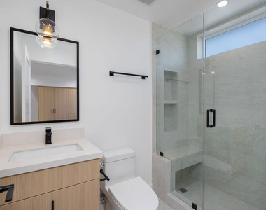 1332 Mohawk Street - Photo Thumbnail 9