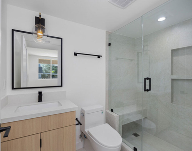 1332 Mohawk Street - Photo Thumbnail 12