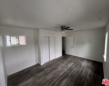 3020 Magnolia Avenue - Photo Thumbnail 11