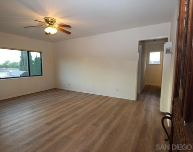 3215 Harris Street - Photo Thumbnail 2