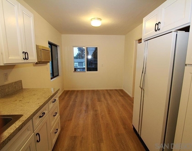3215 Harris Street - Photo Thumbnail 6
