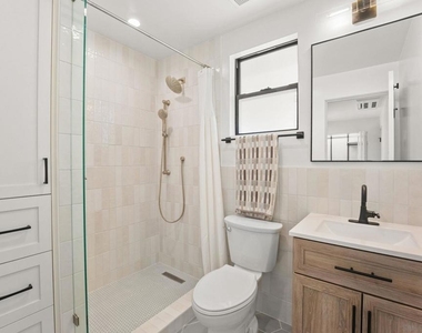 838 Portsmouth Court - Photo Thumbnail 19