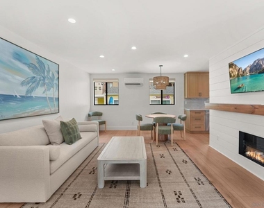 838 Portsmouth Court - Photo Thumbnail 7