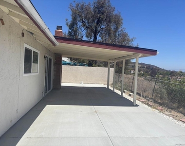 13153 Avenida Grande - Photo Thumbnail 17