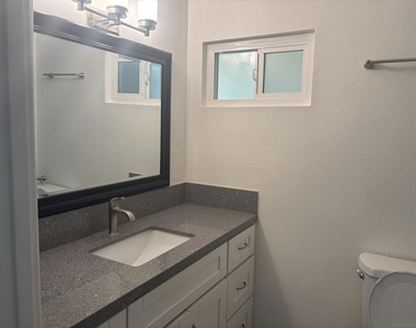 13153 Avenida Grande - Photo Thumbnail 11