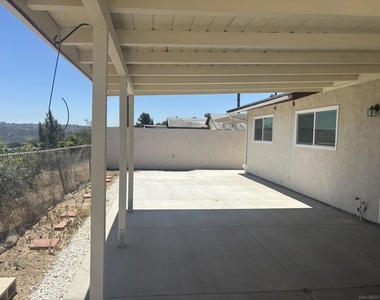 13153 Avenida Grande - Photo Thumbnail 19