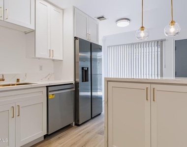 510 Spring Road - Photo Thumbnail 7