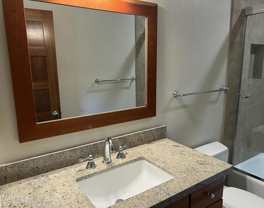 176 Shamrock Court - Photo Thumbnail 13