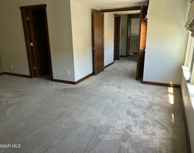 176 Shamrock Court - Photo Thumbnail 8