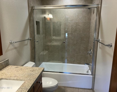 176 Shamrock Court - Photo Thumbnail 14