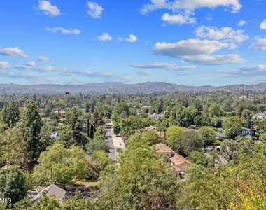 23350 Aetna Street - Photo Thumbnail 24