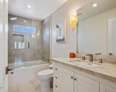 23350 Aetna Street - Photo Thumbnail 19