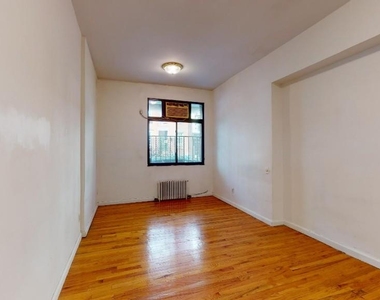 East 78 Street - Photo Thumbnail 2