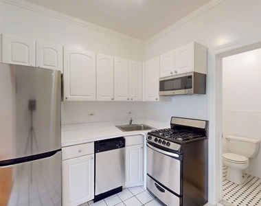 East 73rd Street - Photo Thumbnail 1