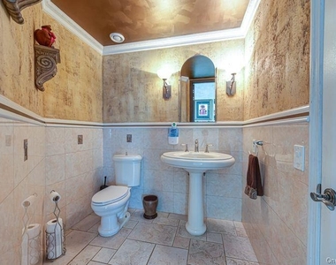 37 Crescent Cove Circle - Photo Thumbnail 25