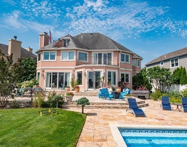 37 Crescent Cove Circle - Photo Thumbnail 10
