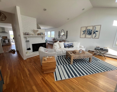 381 Lido Boulevard - Photo Thumbnail 11
