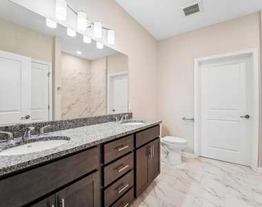 214 Tower Ridge Circle - Photo Thumbnail 7
