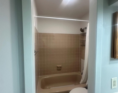 733 Jacqueline Drive - Photo Thumbnail 6