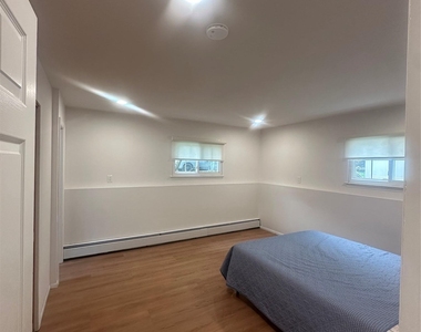733 Jacqueline Drive - Photo Thumbnail 4