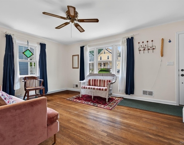 354 Eighth Avenue - Photo Thumbnail 3