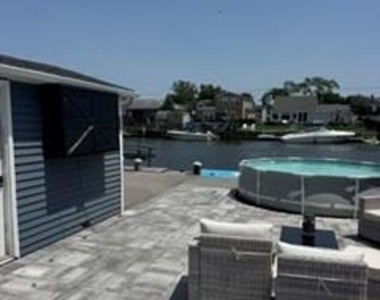 121 Forest Avenue - Photo Thumbnail 40
