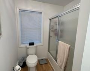 121 Forest Avenue - Photo Thumbnail 34