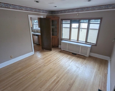 153 W Main Street - Photo Thumbnail 9