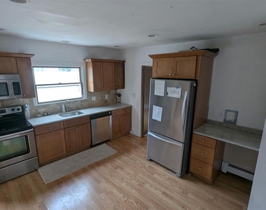153 W Main Street - Photo Thumbnail 4