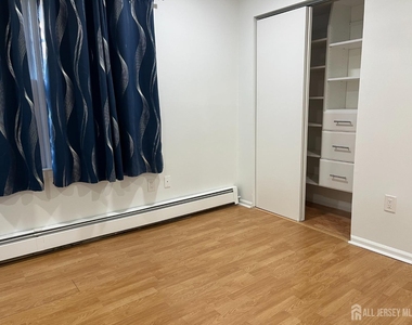 66 Netherwood Circle - Photo Thumbnail 18