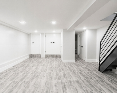 171 8th Street - Photo Thumbnail 10