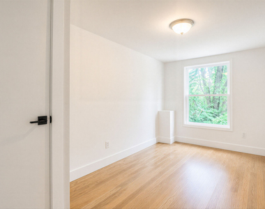 171 8th Street - Photo Thumbnail 6