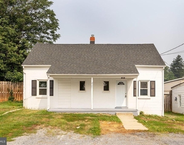 2141 Valley Avenue - Photo Thumbnail 1