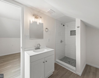 2141 Valley Avenue - Photo Thumbnail 22