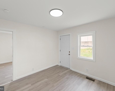 2141 Valley Avenue - Photo Thumbnail 12