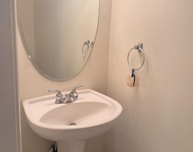 4114 Derbyshire Lane - Photo Thumbnail 13