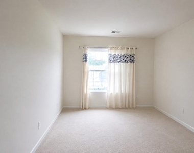 5455 Quaint Drive - Photo Thumbnail 13