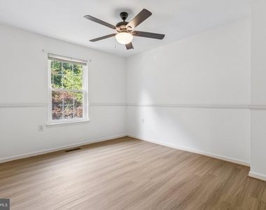 3488 Condor Lane - Photo Thumbnail 9