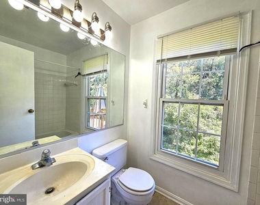 7339 Rokeby Drive - Photo Thumbnail 11