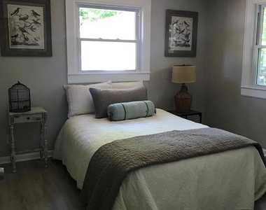 110 Edgehill Drive - Photo Thumbnail 7