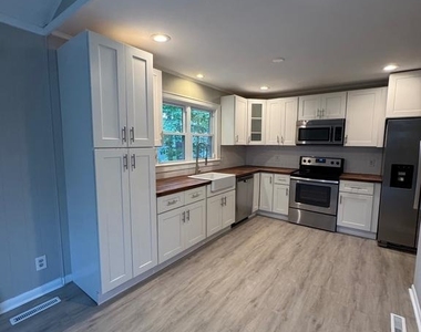 110 Edgehill Drive - Photo Thumbnail 27