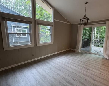 110 Edgehill Drive - Photo Thumbnail 28